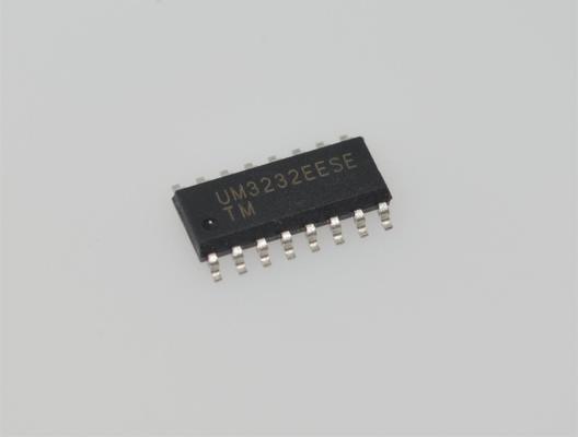 UM3232EESE Transceptor RS-232 3V-5.5V 1Mbps 2Tx/2Rx ±15kV ESD SOIC-16 -40°C a +85°C
