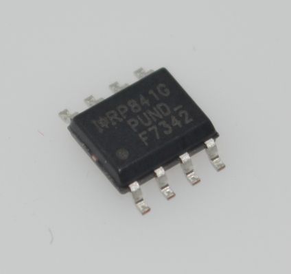 IRF7342TRPBF Par de MOSFETs Duplos 55V 6.5A com 50mΩ RDS(on) Comutação Rápida Baixa Carga de Gate Pacote SOIC-8 Protegido contra ESD e Ideal para Retificação DC-DC/Síncrona