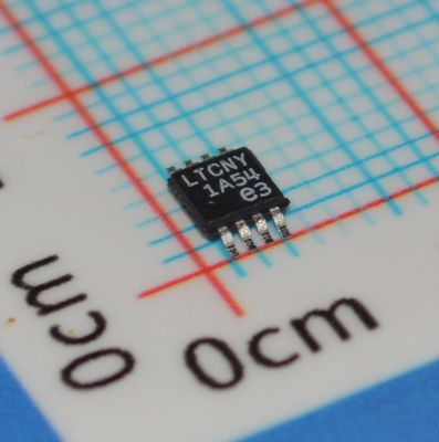 LT3505IMS8E#PBF Conversor DC/DC Duplo 3,6-36V Entrada 2,5A/1,6A Saídas 1,2MHz Freq Ajustável Sync Soft-Start 8-MSOP -40°C a 125°C Baixa Ondulação