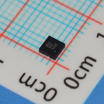 TPS61027DRCR Conversor Boost de 5V 1,2A com 95% de Eficiência, Entrada de 2,7-12V, Frequência de 1,2MHz, Modo de Economia de Energia, Interruptor Interno, Soft Start e Desligamento Térmico em Pacote VSON de 10 pinos