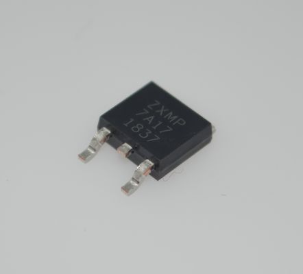 ZXMP7A17KTC RF MOSFET 3.3-5V Operação 17GHz Alta Frequência 15dB Ganho +25dBm OIP3 1.8dB Figura de ruído 70mA Bias incondicionalmente estável Miniatura 8-pin DFN Pacote