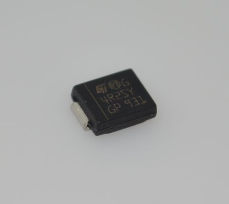 Retificador de Potência STTH4R02SY 4A 200V Ultra-Rápido 75ns Baixo Vf e Qrr Operação em Alta Temperatura Qualificado AEC-Q101 Livre de Halogênio Robusto ESD Pacote DPAK