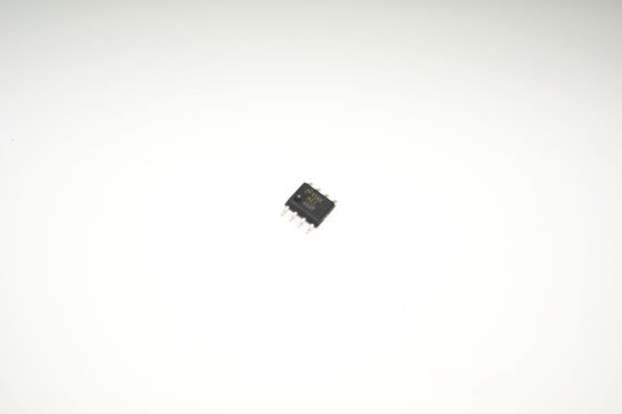 MAX660MX 5V 60mA Inversor DC-DC/Duplicador de Tensão com Bomba de Carga SOIC-8 Pacote 99% de Eficiência de Conversão de Tensão Sem Indutores Necessário Para Fontes de Polarização de Amplificadores Operacionais e LCD