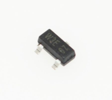 PBSS5130T-QR 30V 5A PNP Transistor Baixo VCE (sat) 85mV Alto ganho de corrente SOT-223 Pacote Automóvel Grau AEC-Q101 Para comutação de carga e controle do motor
