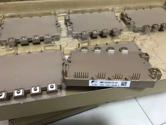 7MP100VDA120-50 Módulo IGBT 1200V 100A Baixa Vce(sat) 2.5V Baixa Perda Alta Robustez Contra Curto-Circuito NTC Integrado Pacote Compacto Para Acionamentos Industriais e UPS