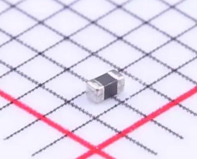BLM15AG221SN1D 220Ω Ferrite Bead 0402 (1005 Metric) 1A Corrente nominal Alta Impedância@100MHz, Wide Temp -55°C a +125°C AEC-Q200