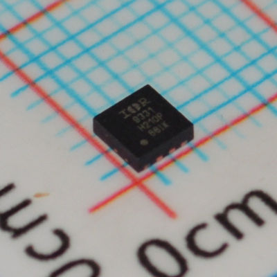 IRFHM9331TRPBF 30V MOSFET Duplo N+P 5.3A/3.7A 0.045Ω/0.075Ω Rds(on) DFN-10 175°C AEC-Q101