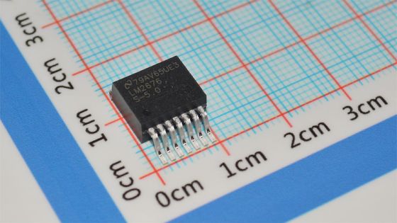 LM2676SX-5.0 Conversor Buck de 5V 3A 8-40V Entrada 90% Eficiência TO-263 260kHz -40°C a +125°C