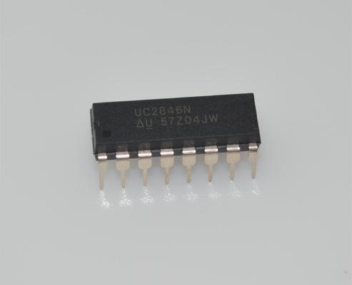 Controlador PWM de Modo de Corrente UC2846N 500kHz, Entrada 8-40V 1A Totem Pole DIP-16 -40°C a +85°C