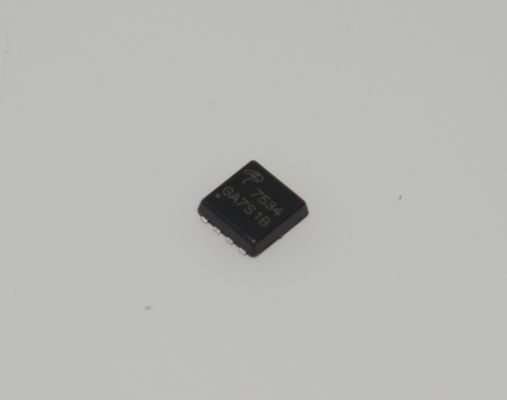 AON7534 30V MOSFET de canal N 10.5mΩ Rds ((on) 60A DFN contínuo5x6-8L -55°C a +175°C AEC-Q101