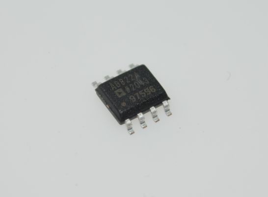 AD822ARZ Amplificador de Instrumentação de Precisão 1nA Corrente de Bias 0,3μV/°C Drift SOIC-8 2,2-18V -40°C a +125°C