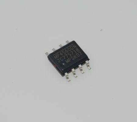 MP4560DN-LF 60V 5A Conversor de alta eficiência com entrada larga de 4,5-60V 500kHz Frequência de saída ajustável Proteção contra sobrecorrência Desligamento térmico e pacote DFN compacto