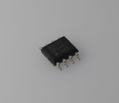 Referência de Tensão REF192GSZ de Ruído Ultra Baixo 2,5V com Precisão Inicial de ±0,1%, Deriva de 3ppm/°C, Corrente de Repouso de 60µA, Saída de 10mA, Faixa de -40°C a +125°C e Pacote SOT-23