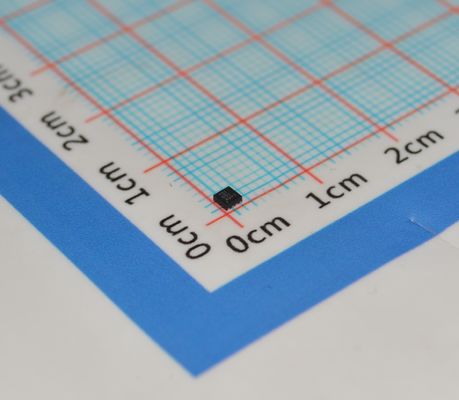 BQ294701DSGR - Protetor de Célula Li-Ion com Detecção de Sobre/Subtensão 2 células 1µA Corrente Faixa 3.6V-10V Resposta de 1ms Desligamento Térmico e Pacote DSBGA