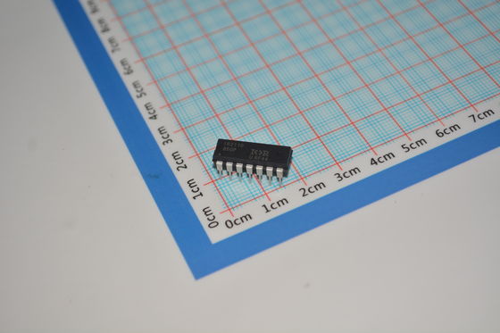 IR2110PBF Driver de Alta/Baixa com Classificação de 600V 2,5A Pico de Saída 10V-20V Alimentação 120ns Comutação Proteção UVLO and Pacote PDIP Compacto
