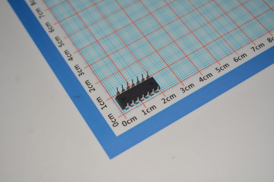 IR2110PBF Driver de Alta/Baixa com Classificação de 600V 2,5A Pico de Saída 10V-20V Alimentação 120ns Comutação Proteção UVLO and Pacote PDIP Compacto