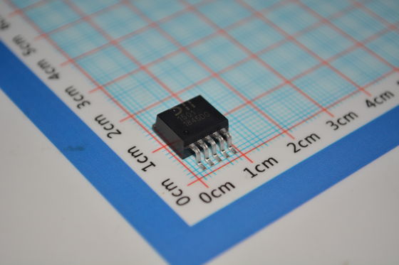 AP1501-K5G-13 5V/3A Step-Down Converter com 4.5-40V Input 90% Eficiência de baixa corrente quiescente Desligamento térmico 500kHz Frequência and SOT-23 Pacote
