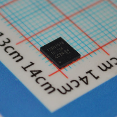 CSD17573Q5BT 40V NexFETTM MOSFET N-Channel com 1.7mΩ RDS ((on) 75A Corrente 175°C Baixo Qg 5mm×6mm SON Pacote AEC-Q101 Design qualificado e livre de chumbo