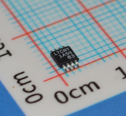 LT3505IMS8E#PBF Conversor DC/DC Duplo 3,6-36V Entrada 2,5A/1,6A Saídas 1,2MHz Freq Ajustável Sync Soft-Start 8-MSOP -40°C a 125°C Baixa Ondulação