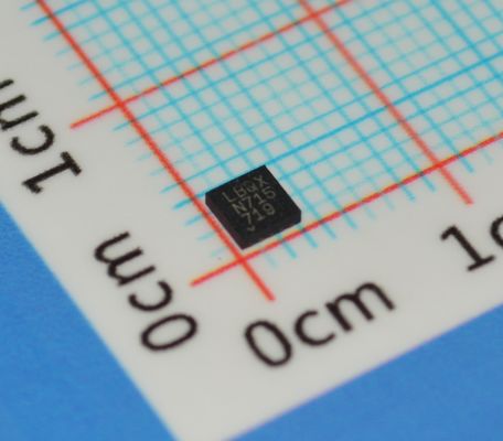 LTC3454EDD#PBF Conversor Buck-Boost de Alta Eficiência 1,5A com Entrada de 2,7-5,5V 92% de Eficiência de Pico I²C Controle de Baixo Ruído 2,5µA Desligamento e Pacote DFN Minúsculo de 3mm x 3mm