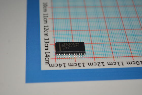 MAX7221EWG+T Controlador de display LED de 8 dígitos com interface SPI 10MHz Taxa de dados em série 2.7V-5.5V Operação Controle individual de LED e pacote SOIC de 24 pines