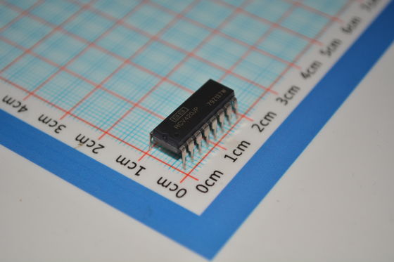 Receptor RCV420JP de Precisão alimentado por loop de 4-20mA com saída de tensão de 0,1% de precisão Referência no chip Deriva e ruído ultrabaixos para sistemas industriais robustos