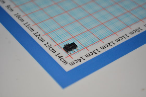 TLV1117LV25DCYR:2.5V Saída fixa LDO com 1A Corrente de baixa saída (máximo de 1,1V) PSRR alta (65dB) 1% Precisão estável com condensadores cerâmicos Proteção contra sobrecorrência / térmica no pacote SOT-223