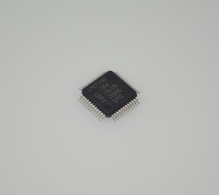 LPC1114FBD48/302 ARM Cortex-M0 MCU de 32 bits, CPU de 50MHz, 32KB Flash, 8KB SRAM, ADC de 12 bits, 42 GPIOs, UART/SPI/I2C, Baixo Consumo < 1μA em Deep Sleep