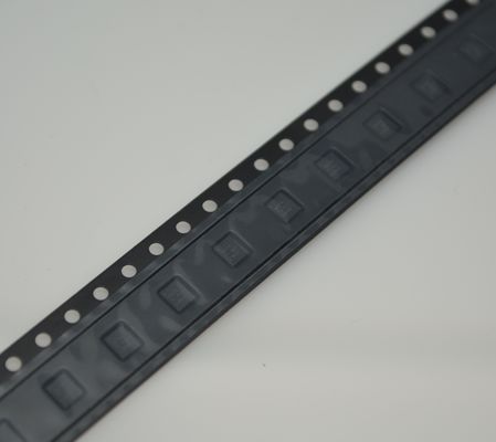 TPS63070RNMR Conversor Buck-Boost 2.5-12V Entrada 2A Switch 96% Eficiência 1.8-5.5V Saída ajustável Modo de poupança de energia 25μA IQ Forçado PWM 3x3mm QFN Pacote