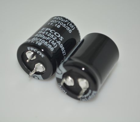 B41252A9827M000 EPCOS/TDK Indutor de núcleo de ferrite de 820nH Tolerância de 10% Corrente de saturação de 7,8A Corrente térmica de 9,5A -55°C a +150°C Conforme RoHS Grau automotivo Certificado AEC-Q200