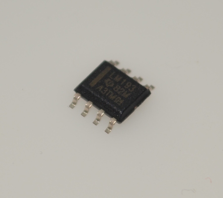 LM193DR Comparador de tensão dupla de baixa potência com saída de coletor aberto Ampla alimentação 2V-36V ±1V-18V alimentação dupla corrente de entrada baixa alta precisão TTL/CMOS Compativel SOIC-8 Pacote