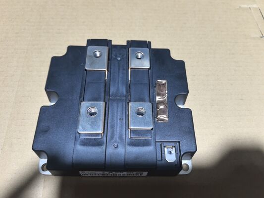 FD1200R17HP4-K_B2 1700V/1200A IGBT Modulo Press-Fit Tecnologia de baixo VCE (sat) Alta velocidade de comutação de baixa perda Baseplate isolada NTC Sensor de grau industrial para tração e unidades pesadas