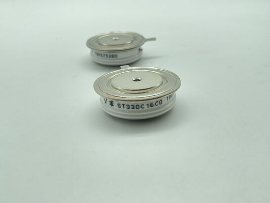 VS-ST330C16C0 1600V 330A Módulo de meia ponte Baixo Vce (sat) Baixa perda Alta resistência ao curto-circuito NTC integrado para inversores industriais e UPS de alta potência