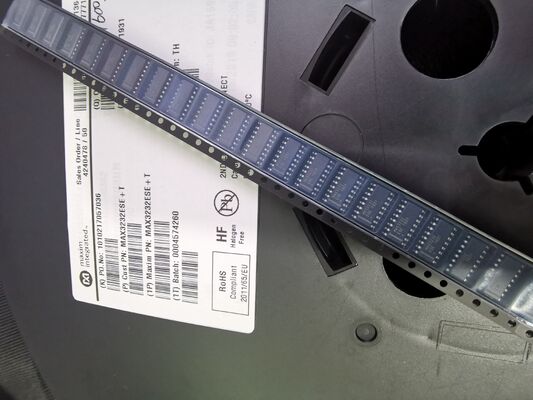 MAX3232ESE+T Transceptor RS-232 de 3,0V a 5,5V 2 Drivers/2 Receptores ±15kV Proteção ESD Baixa Potência Taxa de Dados de 250kbps Para Sistemas Alimentados por Bateria e Industriais